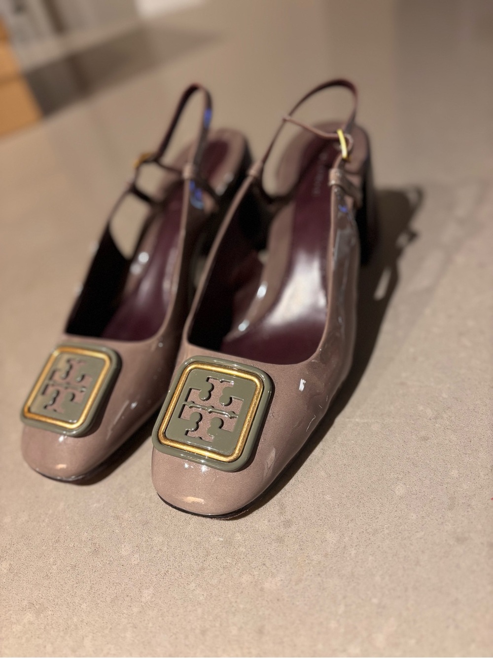 Tory Burch Mauve Patent Slingback Pumps with Gold Logo Plaques WORN ONCE!